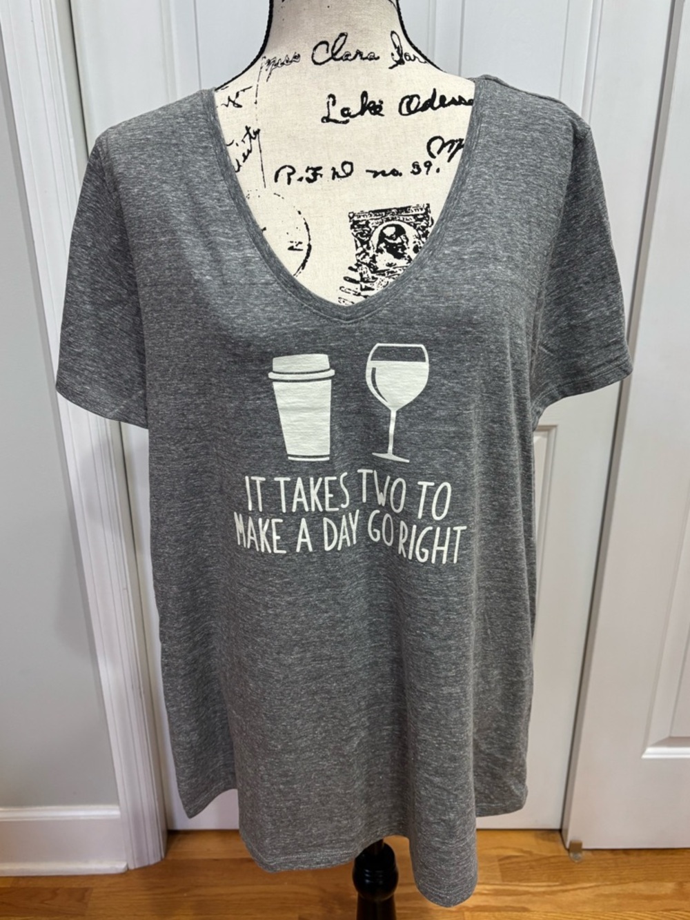 Lane Bryant 18/20 Gray Coffee & Wine Tee EUC